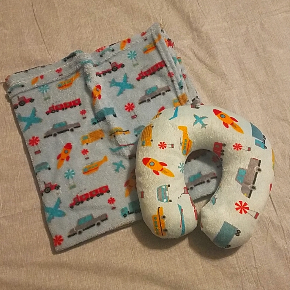 2pc Set - Infant Blanket & Head Rest